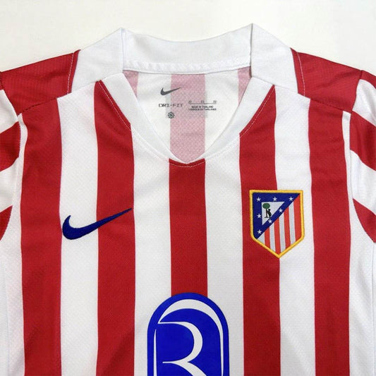 Dziecięcy Zestaw Domowy Atletico Madryt (Koszulka+Spodenki) 2025/26 - Topowe Koszulki Pilkarskie Sklep Internetowy
