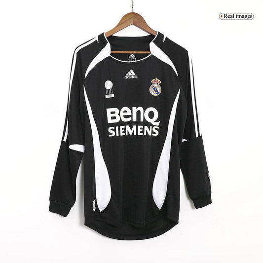 Męska Koszulka Retro Wyjazdowa Real Madrid RAUL #7 2006/07 z Długim Rękawem - Topowe Koszulki Pilkarskie Sklep Internetowy