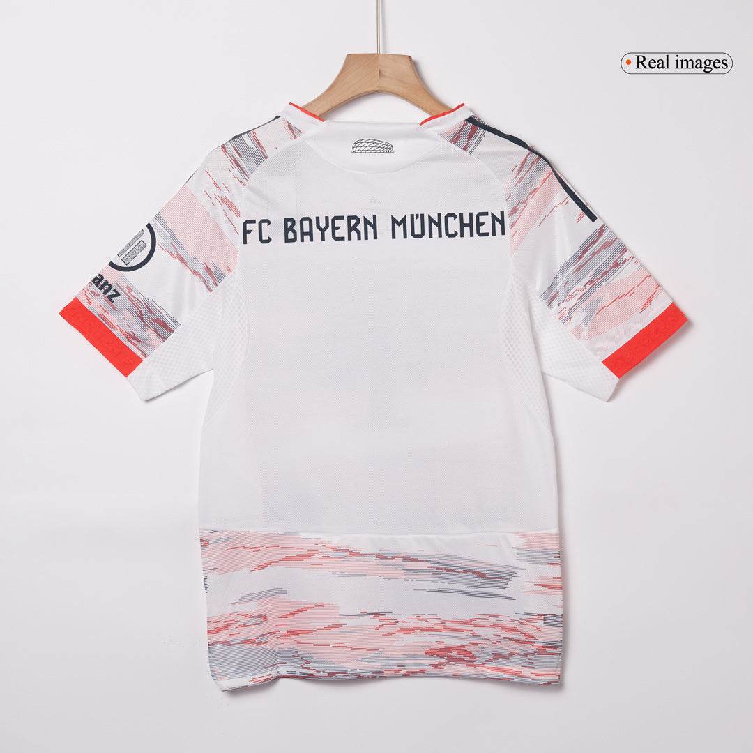Męska Koszulka Wyjazdowa Bayern Munich UPAMECANO #2 Wersja Piłkarska 2025/26 - Slim Fit - Topowe Koszulki Pilkarskie Sklep Internetowy