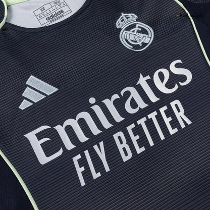 Dziecięcy Zestaw Wyjazdowa Real Madrid (Koszulka + Spodenki + Skarpety) 2025/26 [PREMIUM]