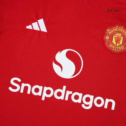 Dziecięcy Zestaw Domowa Man Utd (Koszulka + Spodenki + Skarpety) 2025/26