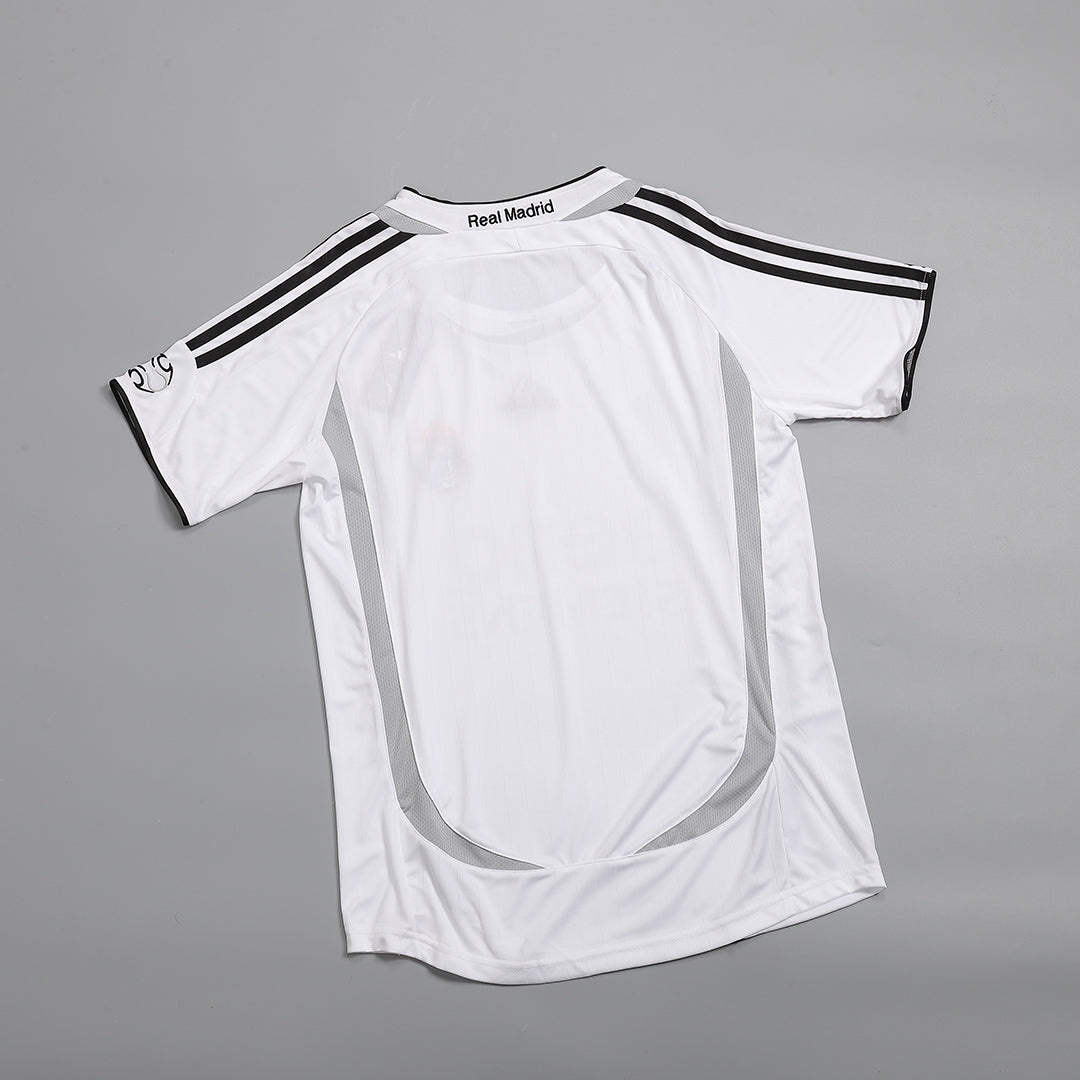 Męska Koszulka Retro Domowa Real Madrid 2006/07