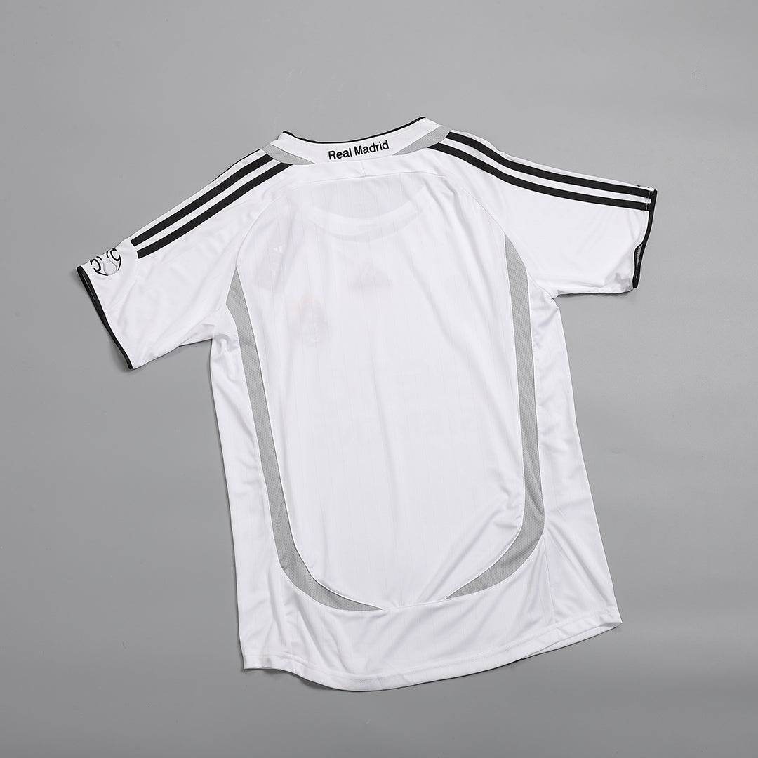 Męska Koszulka Retro Domowa Real Madrid RAUL #7 2006/07 - Topowe Koszulki Pilkarskie Sklep Internetowy