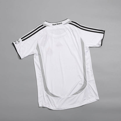 Męska Koszulka Retro Domowa Real Madrid RAUL #7 2006/07 - Topowe Koszulki Pilkarskie Sklep Internetowy