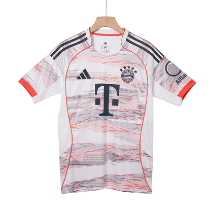 Męski Zestaw Wyjazdowa Bayern Munich (Koszulka + Spodenki + Skarpety) 2025/26