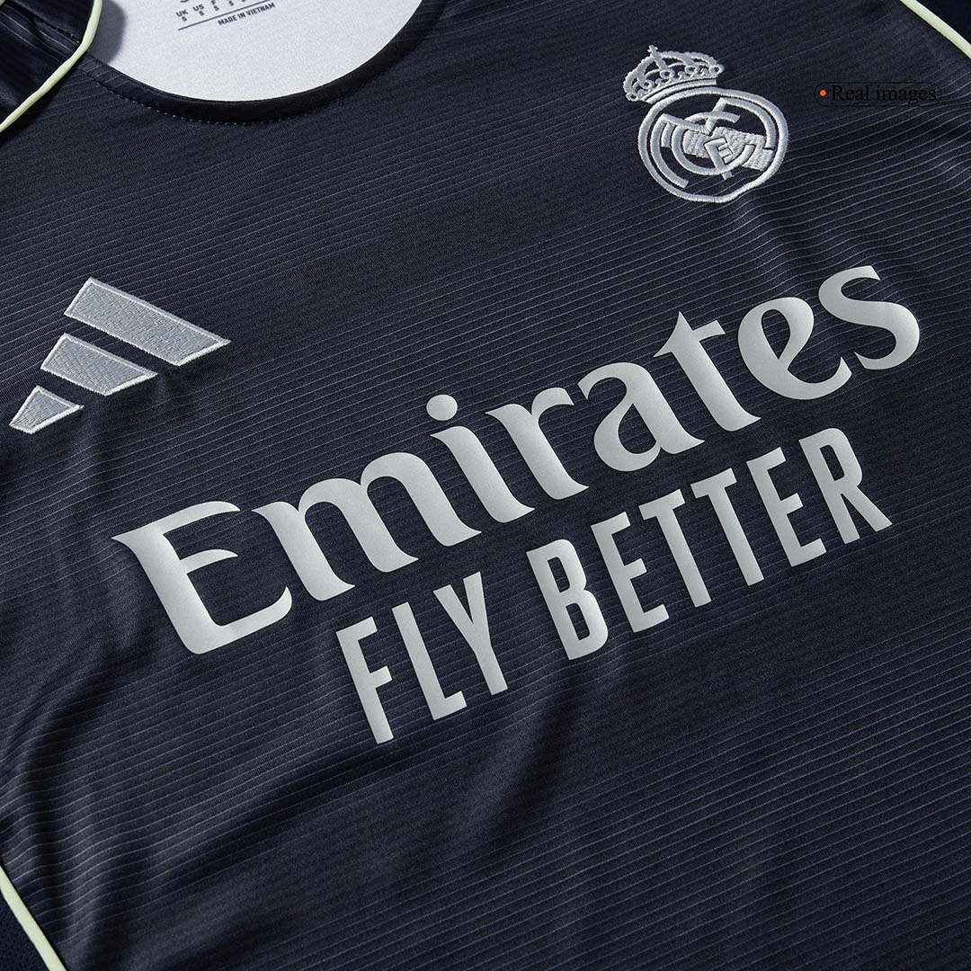 Męski Zestaw Wyjazdowa Real Madrid (Koszulka + Spodenki + Skarpety) 2025/26 [PREMIUM]