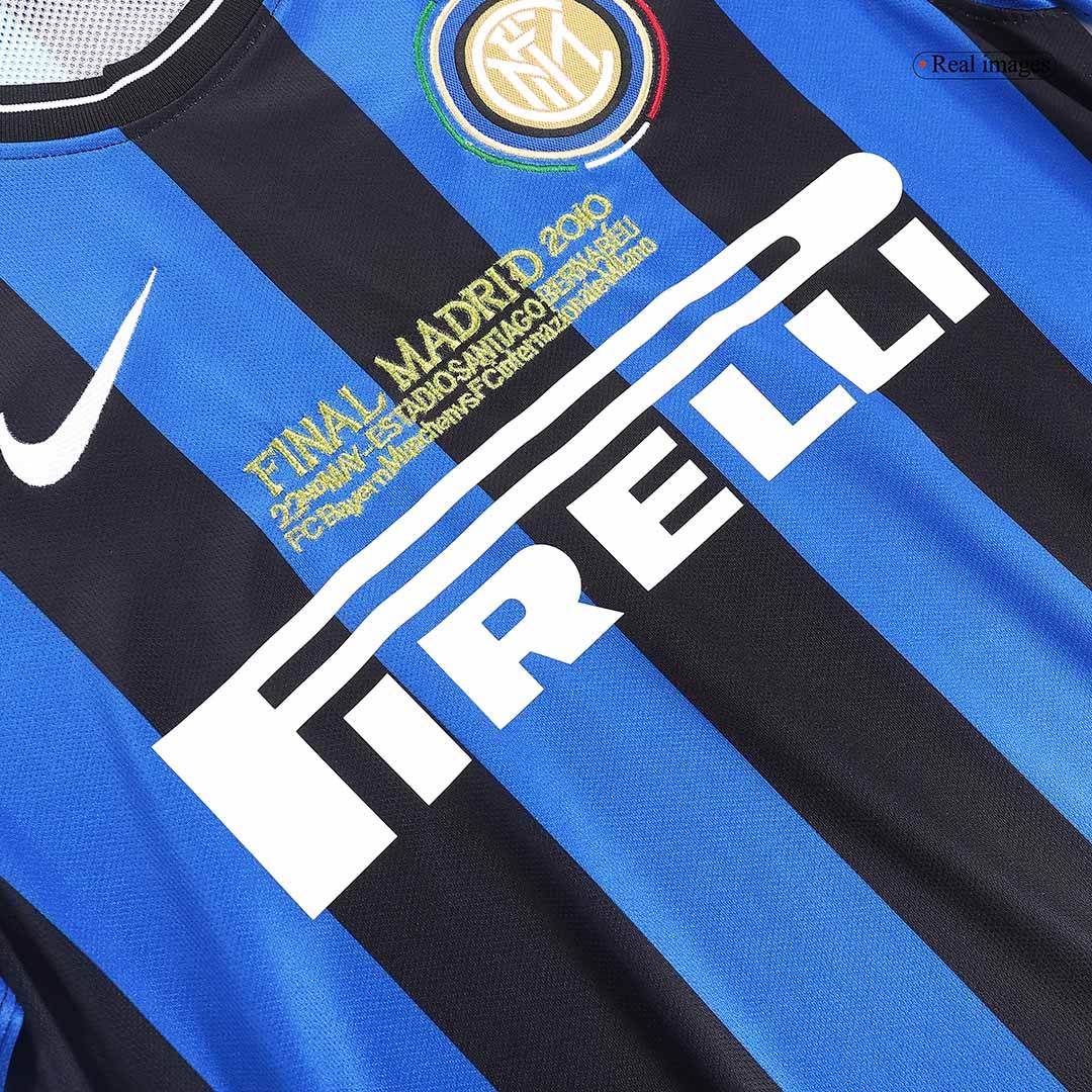 Męska domowa koszulka piłkarska Retro 2009/10 Inter Mediolan - UCL Final - Topowe Koszulki Pilkarskie Sklep Internetowy