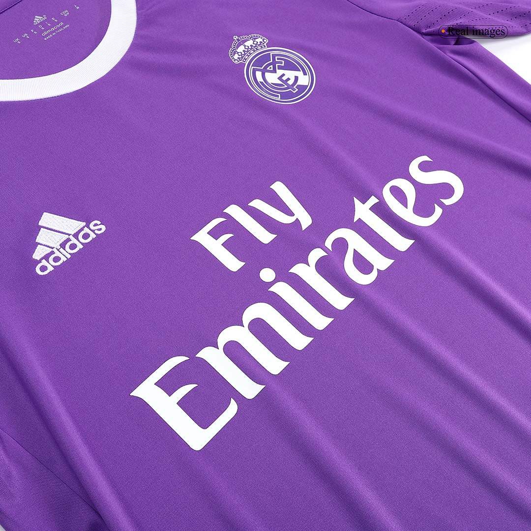 Męska Koszulka Retro Wyjazdowa Real Madrid SERGIO RAMOS #4 2016/17 z Długim Rękawem - Topowe Koszulki Pilkarskie Sklep Internetowy